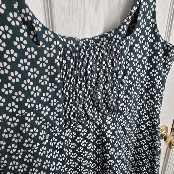 Anthropologie floral green dress size L - Picture 11 of 13